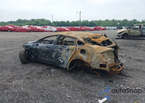 2015 Ford Fusion Titanium z USA, uszkodzony, nr VIN 3FA6P0K91FR250380